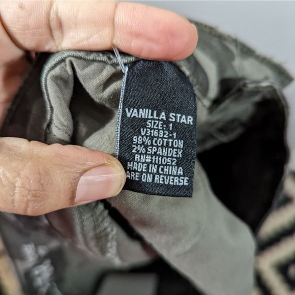 NEW Vanilla star Camo Denim Shorts Juniors Women's Size 1 - Picture 4 of 5